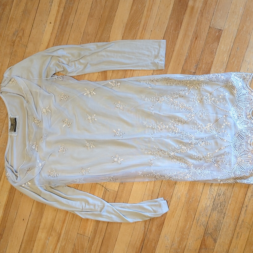 Italian made embroidered overlay dress - Picture 5 of 6